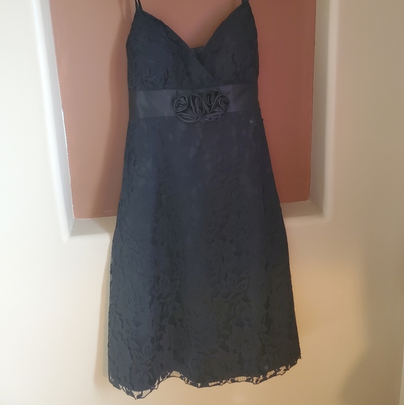 Black lace dress. - Picture 2 of 2